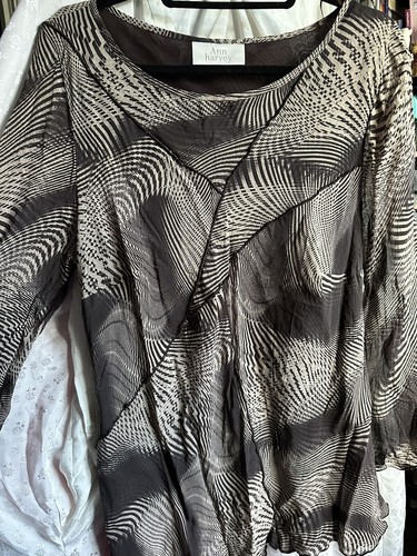 Ann harvey size top - ann, bnwt
