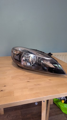 Genuine volvo v40 - genuine,