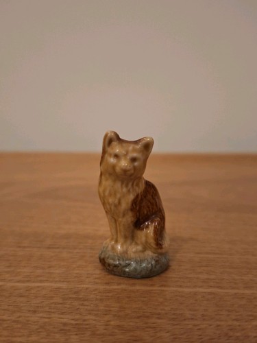 Wade whimsies sitting cat - wade,