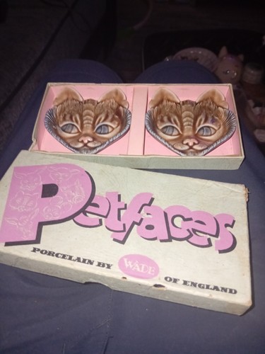 Vintage wade porcelain cat - wade,