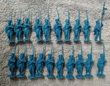 20 x HaT Napoleonic Prussian Infantry plastic model soldiers 1:32