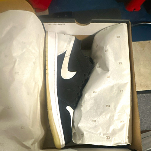 Air jordan low diamond - air,