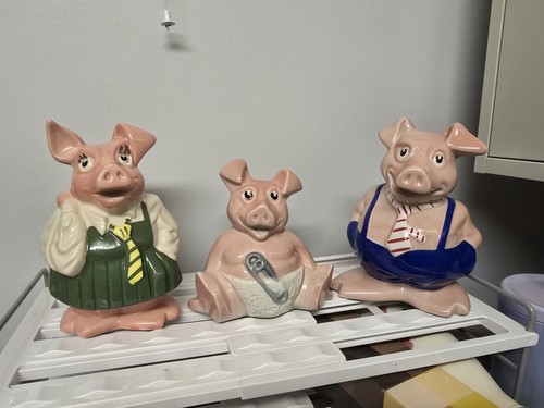 Natwest pigs with original - pigs,