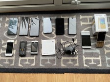 JOB LOT OF 11 MOBILE PHONES INCLUDING….APPLE,SAMSUNG GALAXY  NOTE,JCB,BLACKBERRY