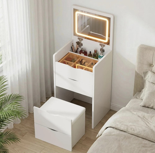 Vanity desk with mirror and - mirror,