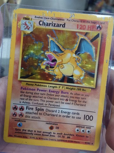 Charizard 102 base set - base,