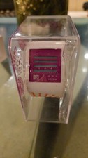 Nooka Unisex MTV Zub Zenh 38