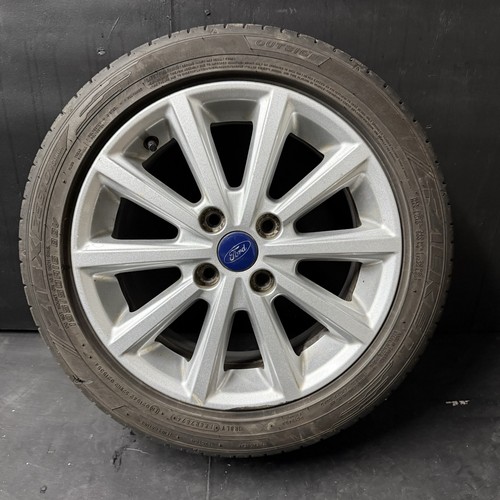 Ford fiesta max titanium - b,