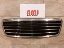Mercedes-Benz CLK 1996-2003 Front Bonnet Chrome Grille