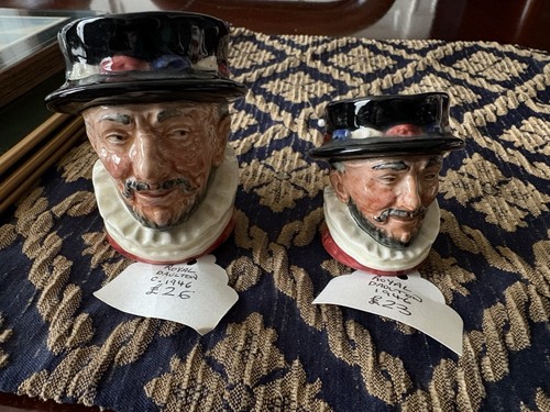 Royal doulton beefeater small - royal,