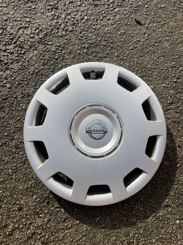 Rare nissan wheel trim - rare!,
