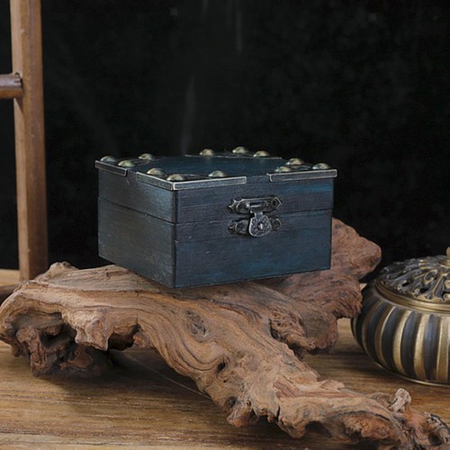 Pirate treasure chest toy - pirate,