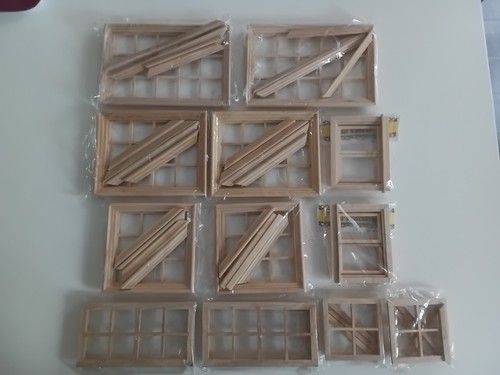 Dolls house windows pack of - dolls,