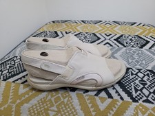 Womens Cream Clarks Active Air  Leather Back Strap Walking Sandals Size 4 EU 37
