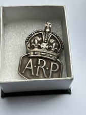 WW2 ARP SILVER LAPEL BADGE