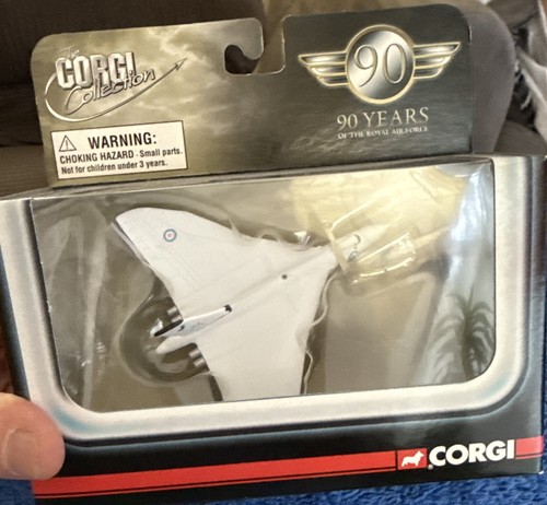 Corgi cs90568 vulcan xl426 - corgi,