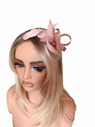 Women pink feather - pink,