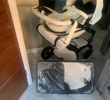 mima xari pram 