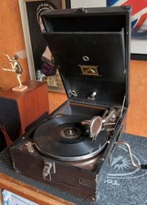 His Masters Voice Gramophone