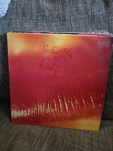 Kiss - kiss, me