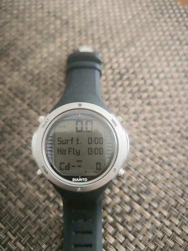 Suunto d6i novo stone - novo,
