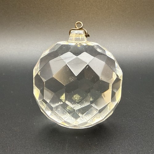 Large faceted crystal cut - large,