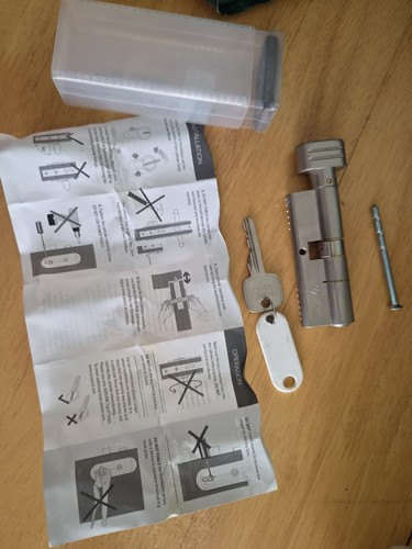 Wink haus lock with - haus, key