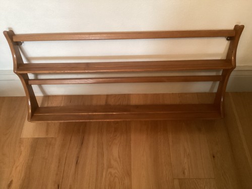 Ercol solid honey wood colour - solid,