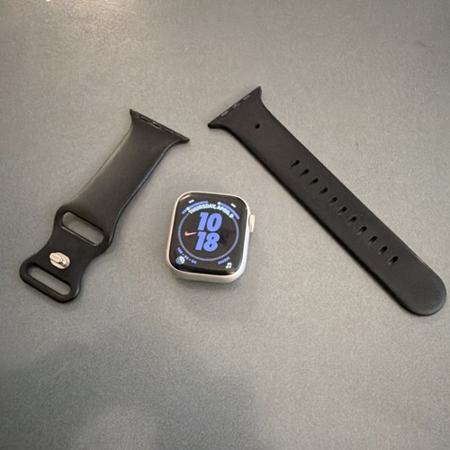 Apple smartwatch silver - smartwatch,