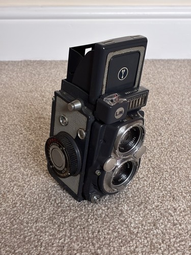 Yashica tlr camera - 44,