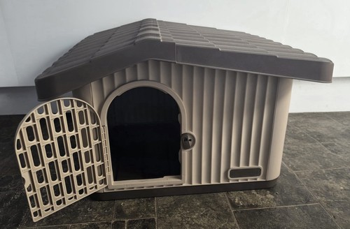 Outdoor dog cat rabbit - outdoor, house