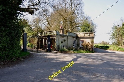 Photo 6x4 the gatehouse - photo,