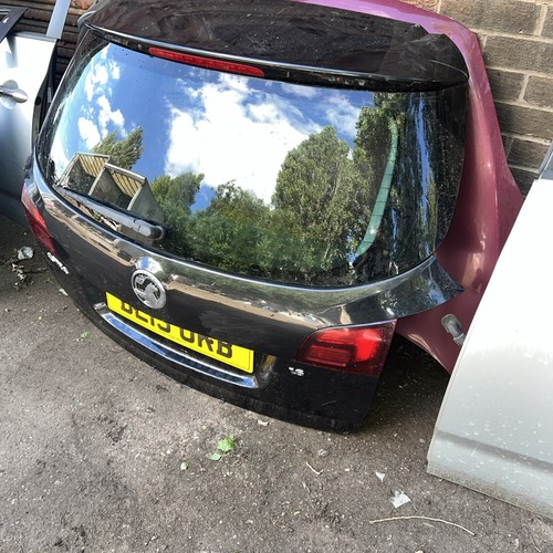 Vauxhall astra mk6 estate - vauxhall,