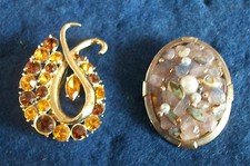 costume jewellery  - vintage -