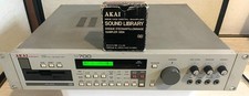 AKAI S700 Digital Sampler