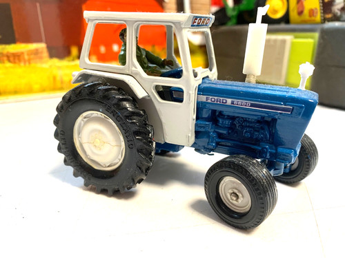 BRITAINS.ERTL.1:32.FARM.FORD