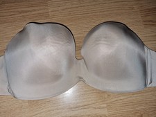 Gorgeous Beige WONDERBRA magic