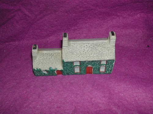 Goss crested china - h,