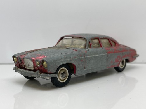 Corgi toys jaguar mark - jaguar,
