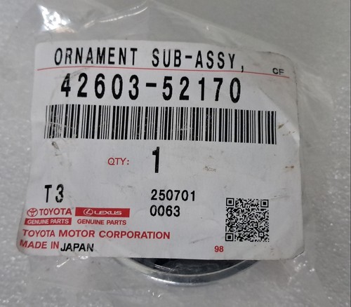 Toyota wheel centre hub cap - centre,