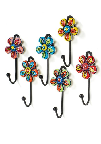 Ceramic daisy hook namaste - daisy,