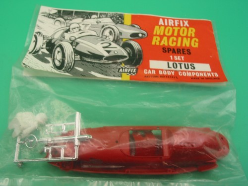 Airfix motor racing spares - ,