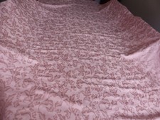 Exx-large pink   banquet tablecloth  -   104 x 72