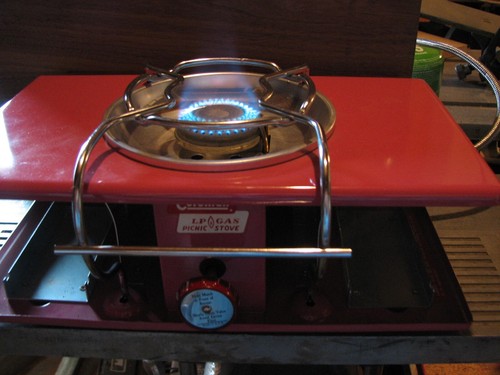 Coleman gas picnic stove - coleman,