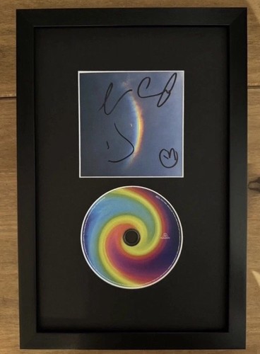 Signed coldplay moon - signed,
