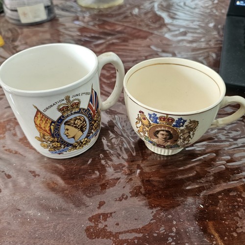 Commemorative mugs queen - commemorative,
