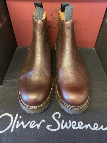 Oliver sweeney brand new - sweeney,,
