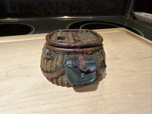 Vintage fishing creel - vintage,