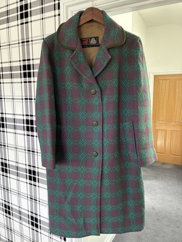 Welsh wool tapestry - tapestry, coat