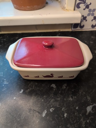 Large ceramic dish - lid,